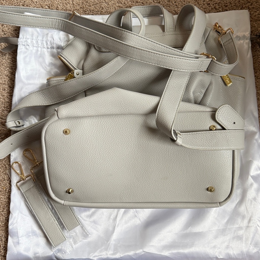 Luli Bebé Monaco Faux Leather Diaper Backpack - Picture 9 of 11